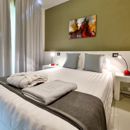 Monaco Suites Hotel Lignano Sabbiadoro Pokoj fotografie
