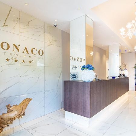 Monaco Suites Hotel Lignano Sabbiadoro Exteriér fotografie