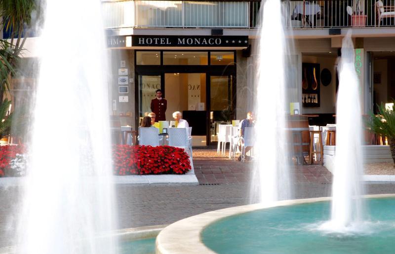 Monaco Suites Hotel Lignano Sabbiadoro Exteriér fotografie