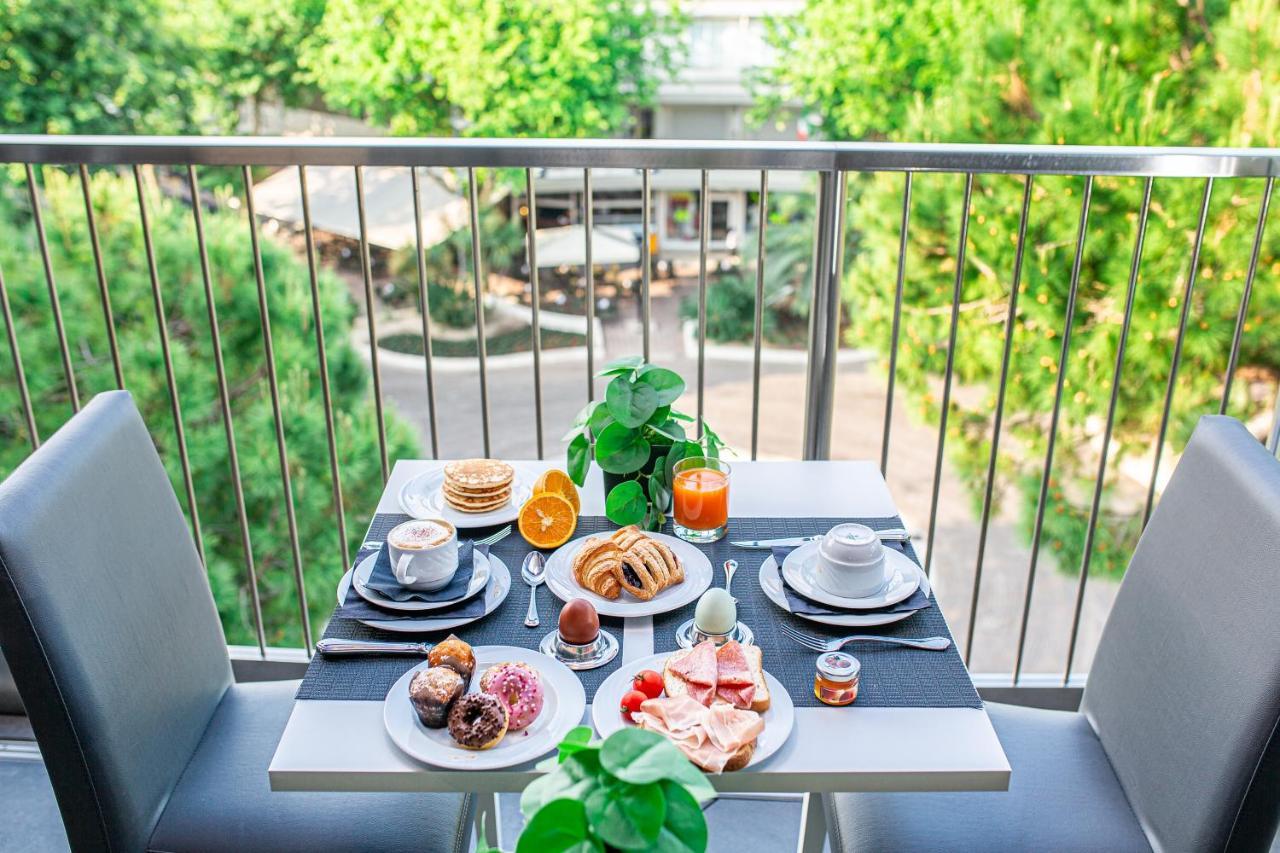 Monaco Suites Hotel Lignano Sabbiadoro Exteriér fotografie
