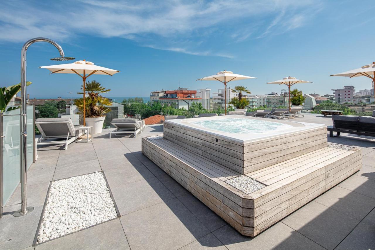 Monaco Suites Hotel Lignano Sabbiadoro Exteriér fotografie